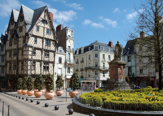 法国昂热大学université d"angers