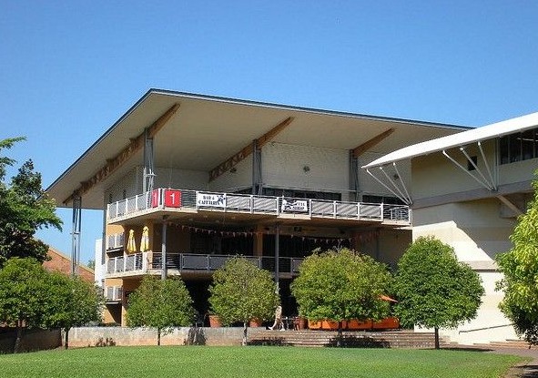 澳大利亚查尔斯达尔文大学建筑