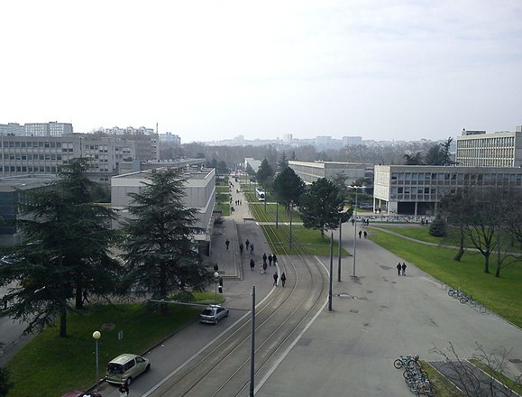 法国里昂第一大学校园风景