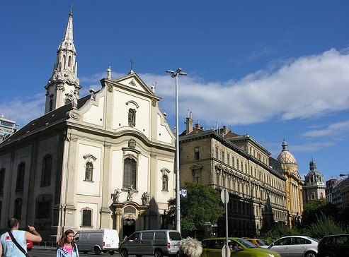 匈牙利罗兰大学特色建筑