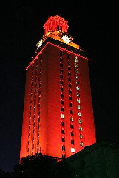 德克萨斯大学奥斯汀分校夜景