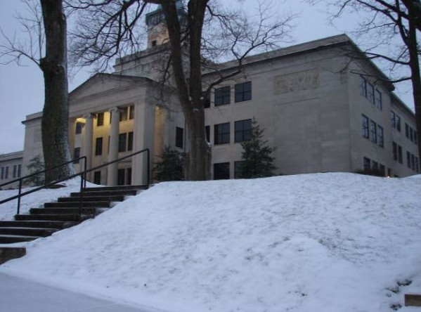 雪后的西肯塔基州大学